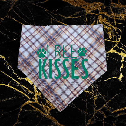 Free Kisses_Green