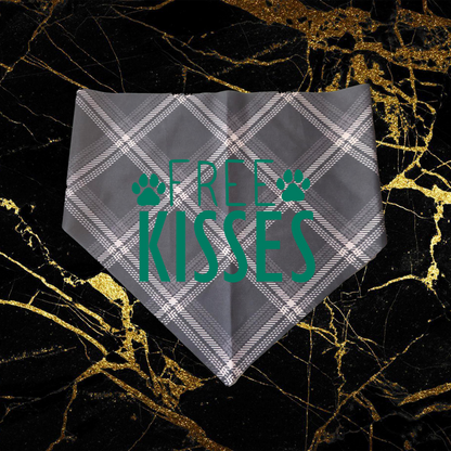 Free Kisses_Green